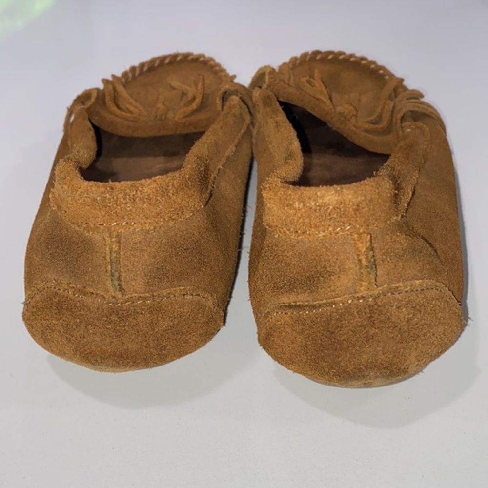 Minnetonka Women's Size 8 Kilty Hardsole Moccasins Brown Classic - Picture 4 of 8